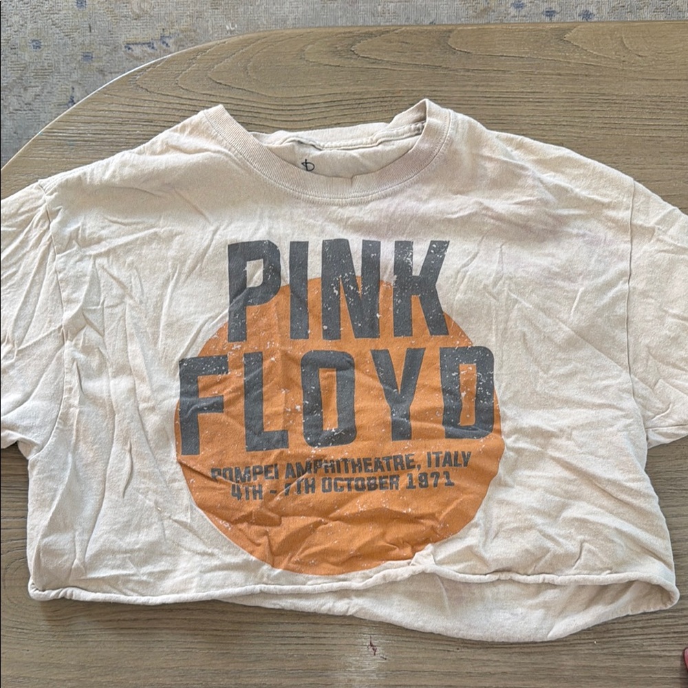 Pink Floyd Graphic Tee
